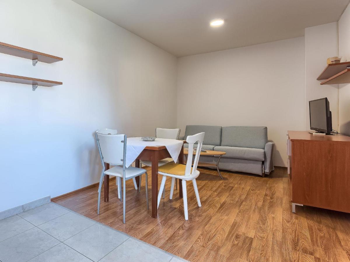 Apartment Nika-3 By Interhome Umag Exterior photo